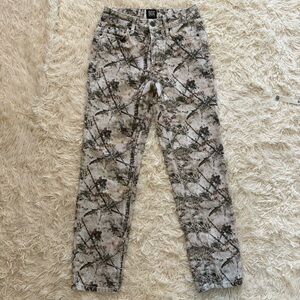 BDG Urban Outfitters Slim Straight Camouflage Forest Print Jeans W25 100% Cotton